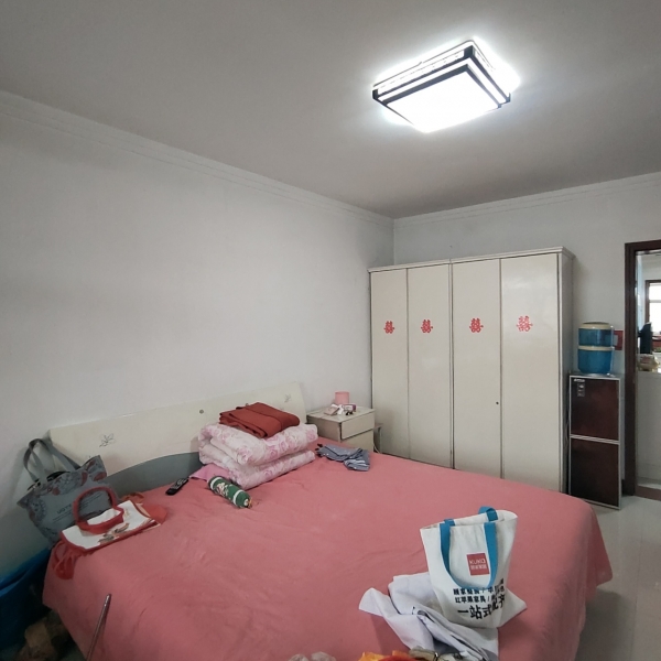 涉县二手房出售|百米桥附近 步梯中层三室两厅 采光通透 可贷 涉县二手房出售|百米桥附近 步梯中层三室两厅 采光通透 可贷