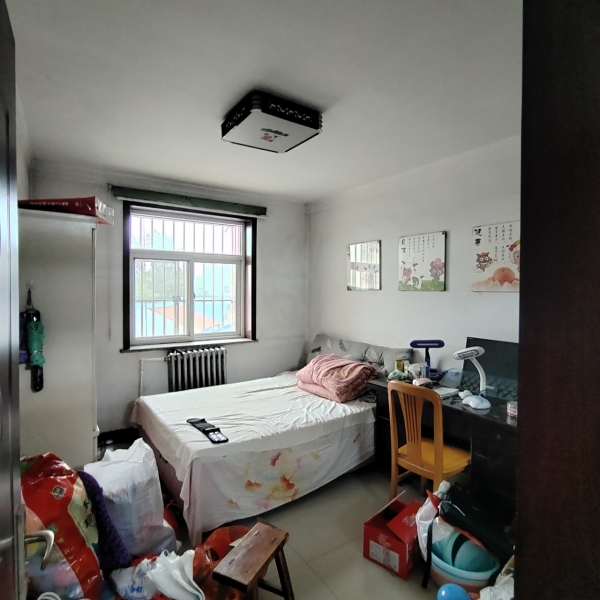 涉县二手房出售|百米桥附近 步梯中层三室两厅 采光通透 可贷 涉县二手房出售|百米桥附近 步梯中层三室两厅 采光通透 可贷